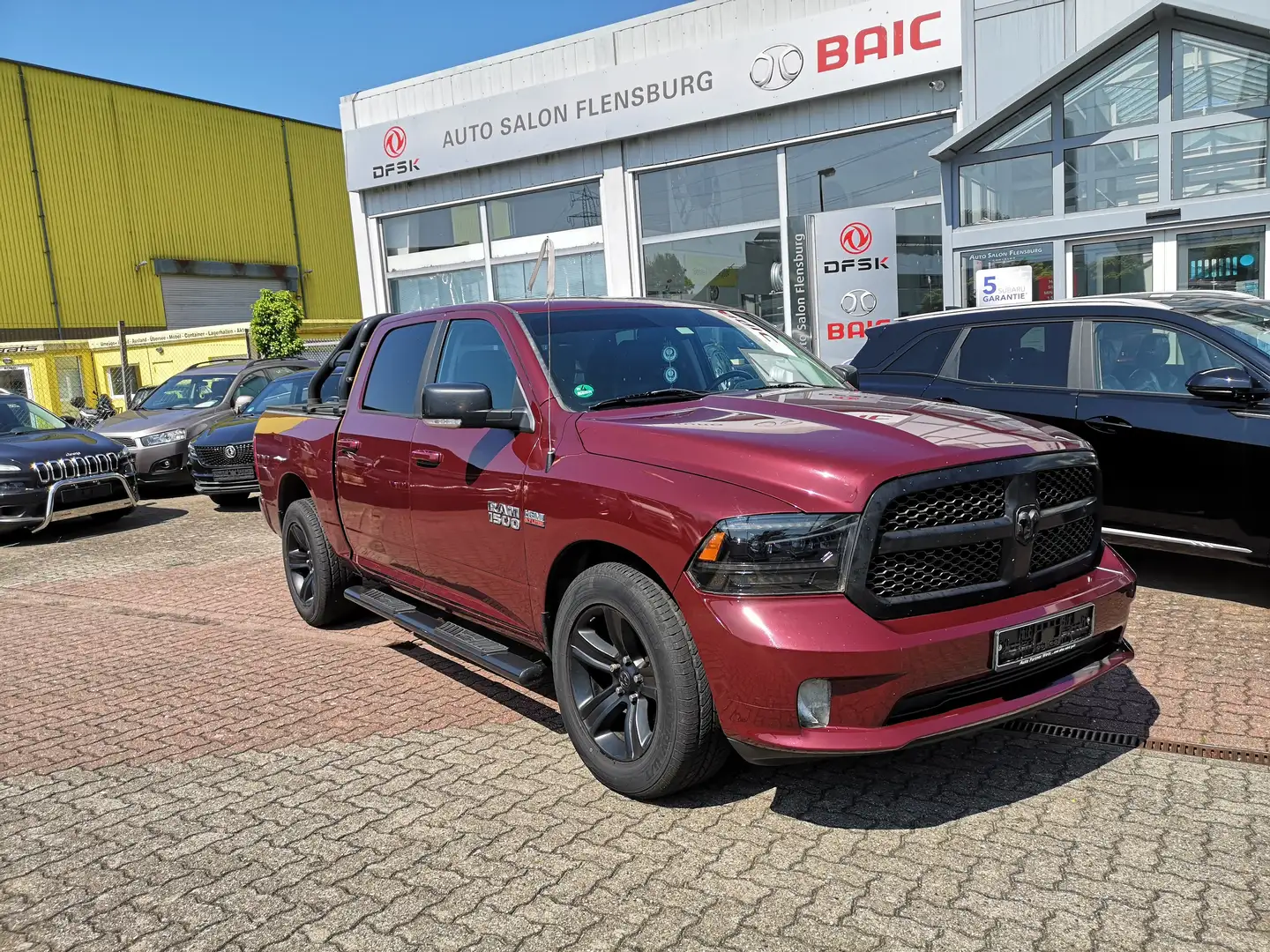 RAM 1500 Crew Cab Sport*Prince Gasanlage*TÜV 11.2026*AHK Rot - 1