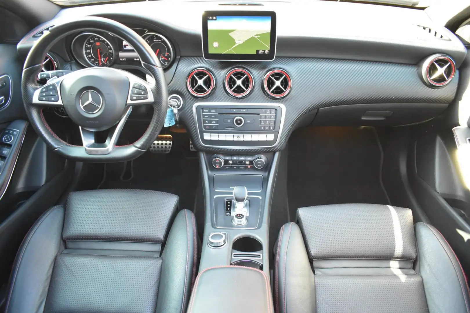 Mercedes-Benz A 45 AMG 4MATIC '16 Pano Clima Navi Cruise NAP NL Auto Lede Zwart - 2