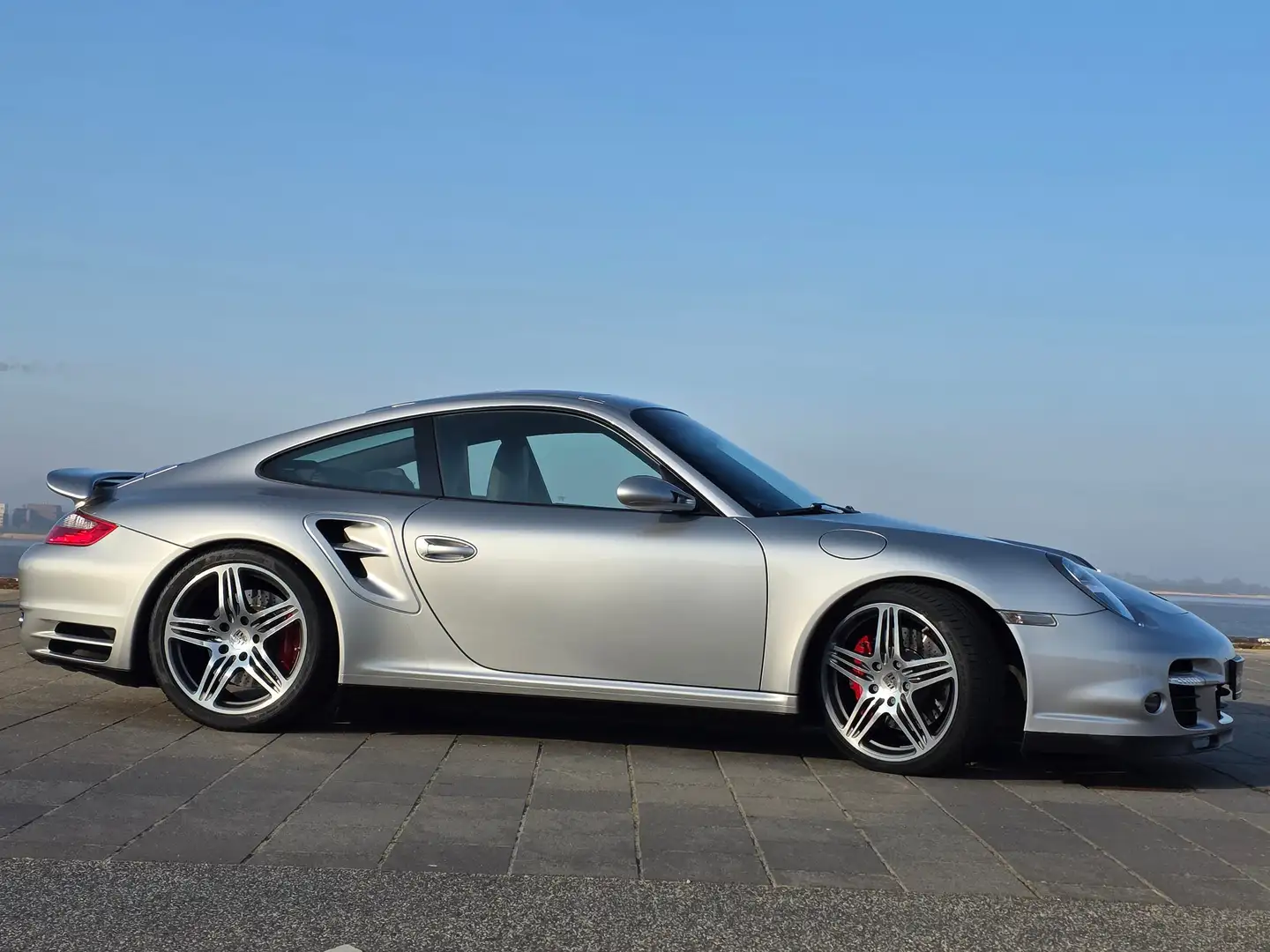 Porsche 997 911 Turbo Tiptronic, PZ Service Neu Stříbrná - 2