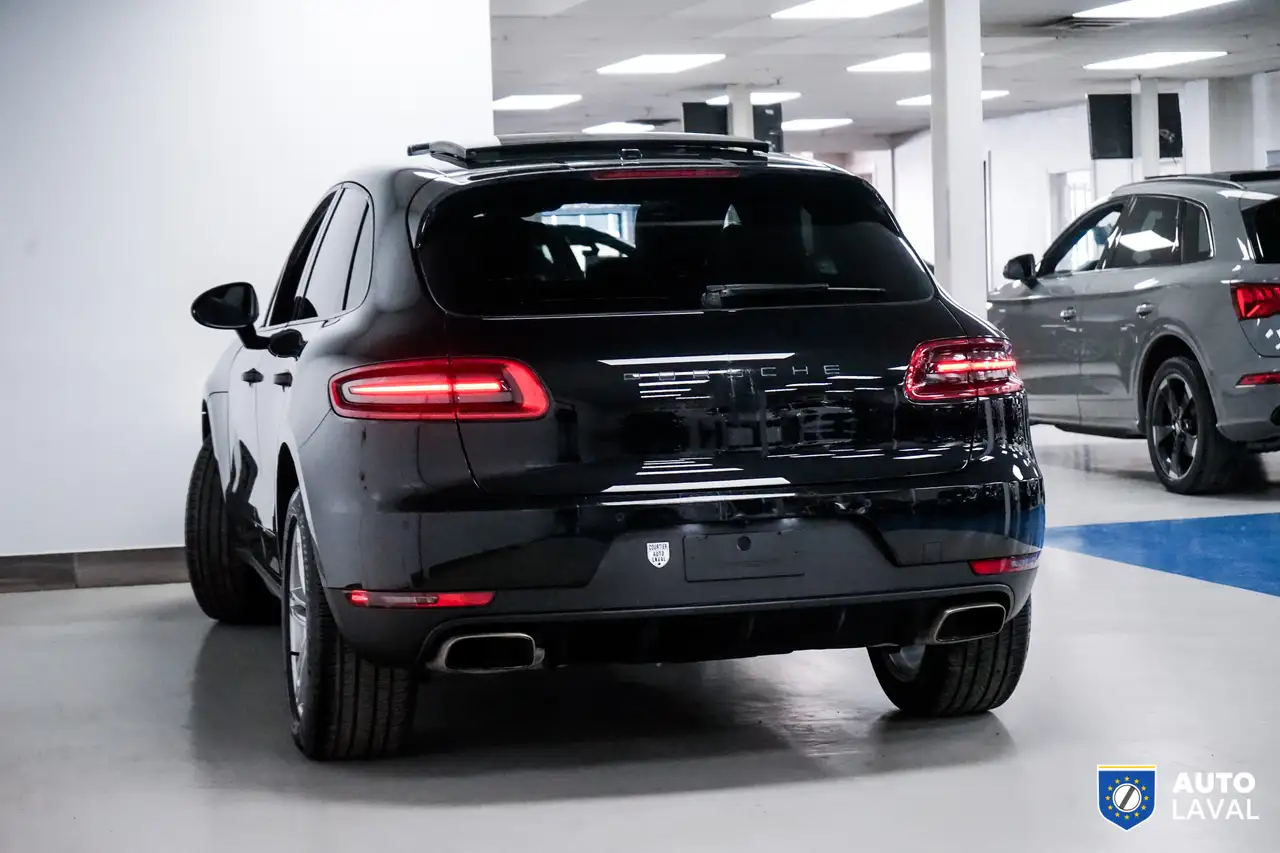 Porsche Macan снимка Porsche Macan