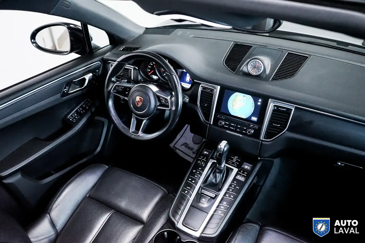 Porsche Macan снимка Porsche Macan