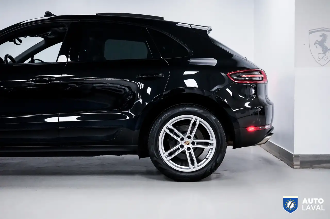 Porsche Macan снимка Porsche Macan