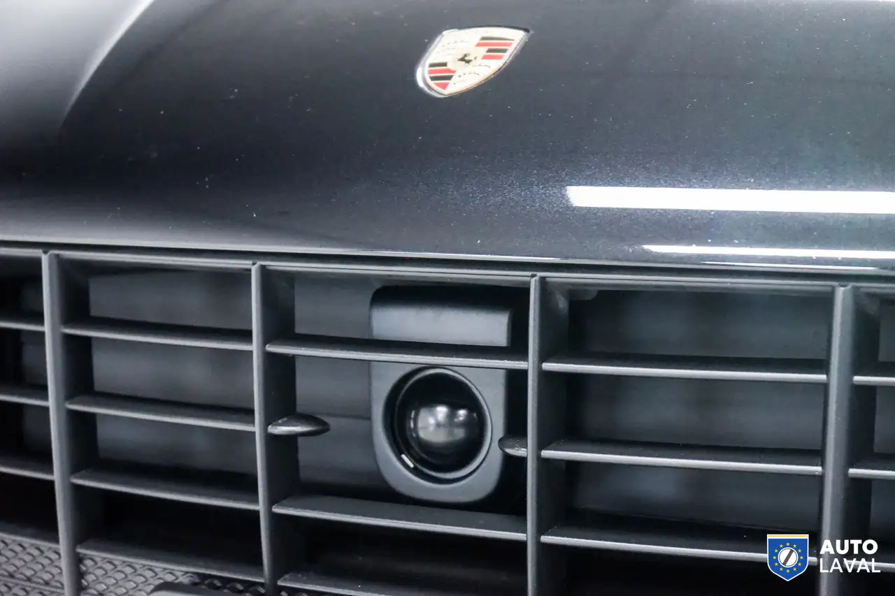 Porsche Macan снимка Porsche Macan