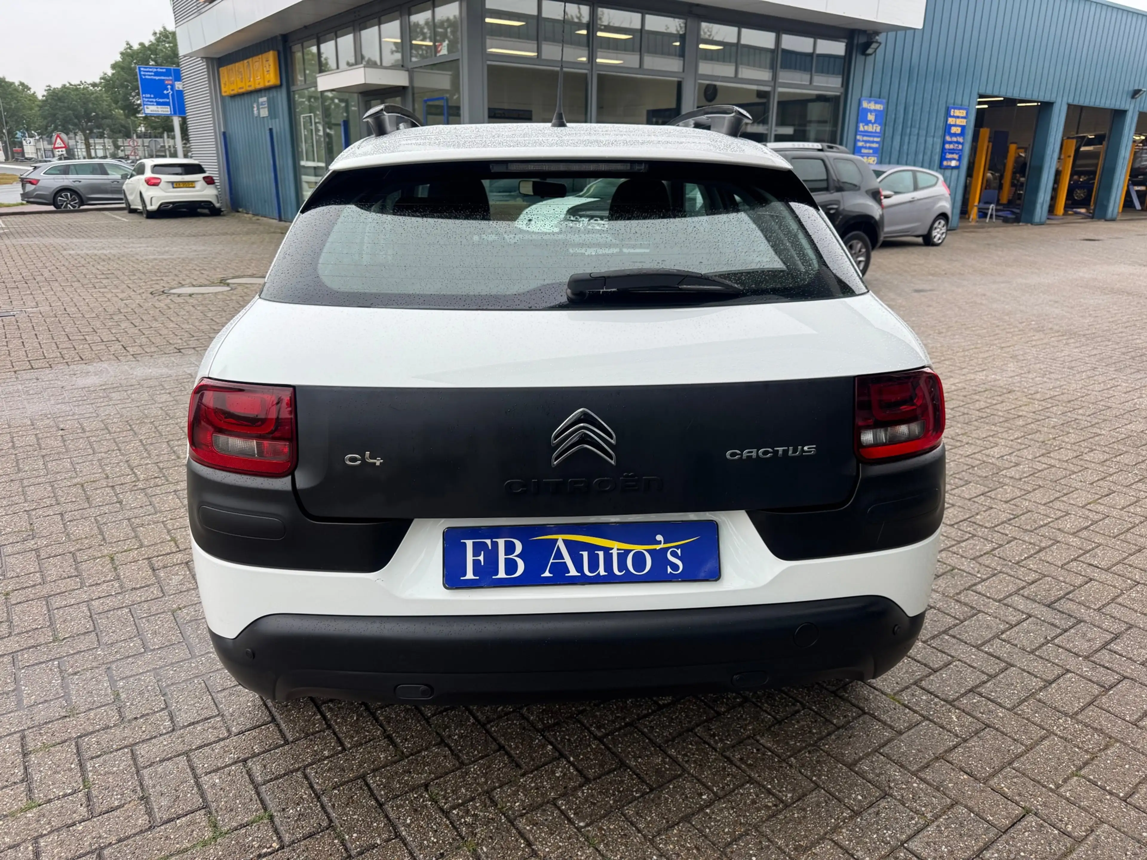 Citroen C4 Cactus 1.2 PureTech Feel Airco Cruise Navi — photo 11