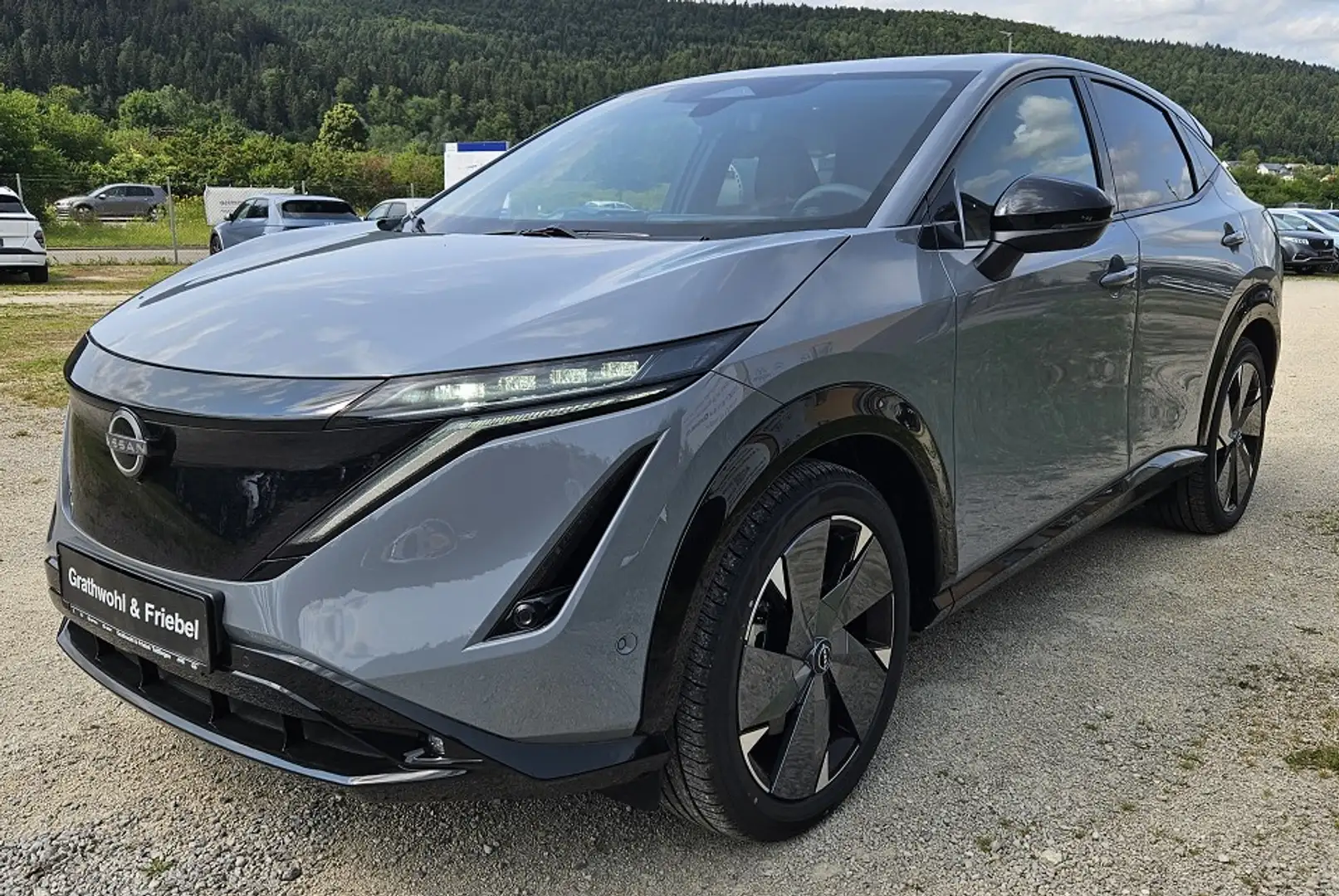 Nissan Ariya 87 kWh 4x4 e-4ORCE Evolve Pack+LM 20*2,99% Grau - 1