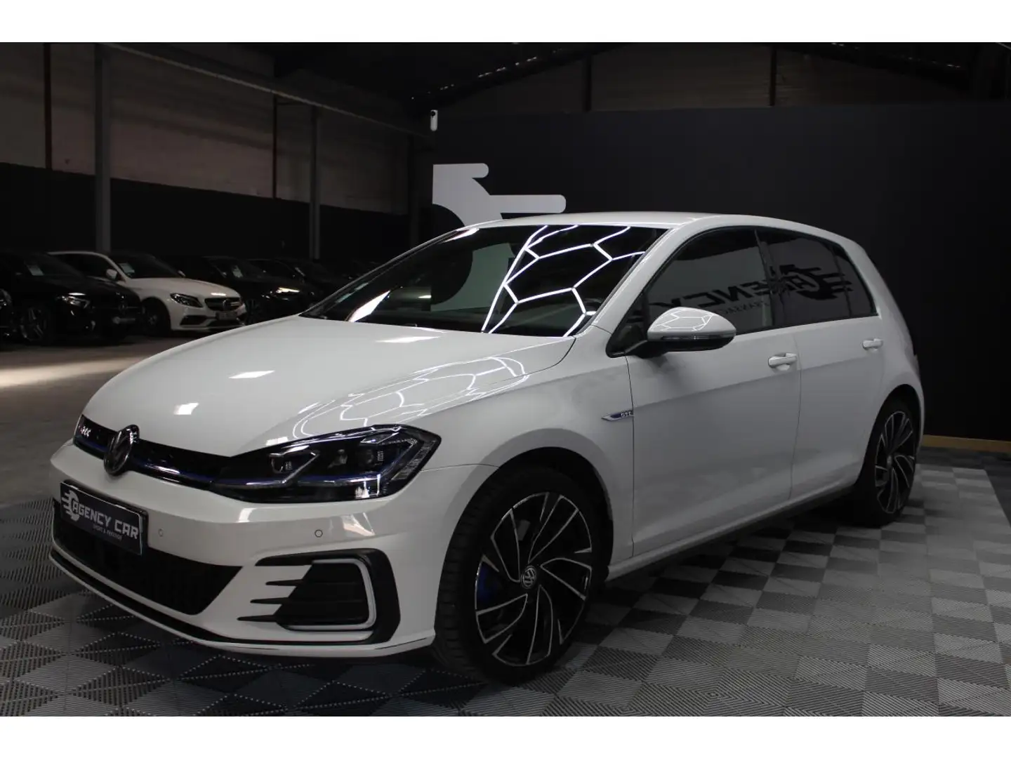 Volkswagen Golf GTE - 204ch Hybride - Suivi complet Volkswagen - Apple car Play Blanc - 2