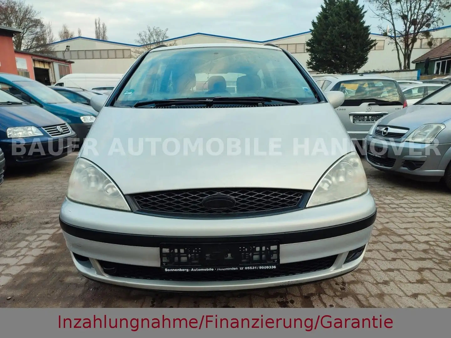 Ford Galaxy 2.0 Ambiente Plateado - 2