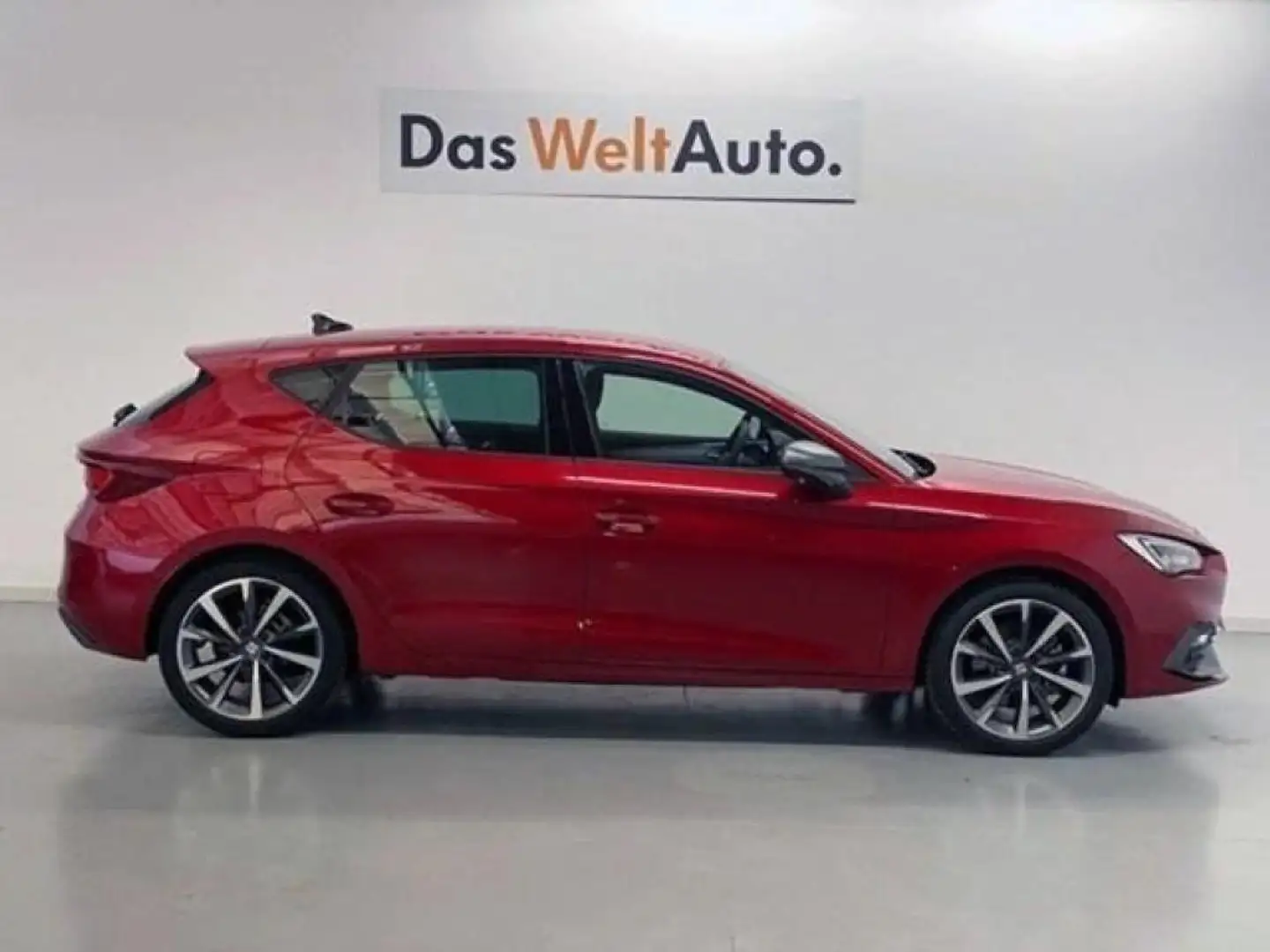 SEAT Leon 2.0TDI CR S&S FR DSG-7 150 Rojo - 1