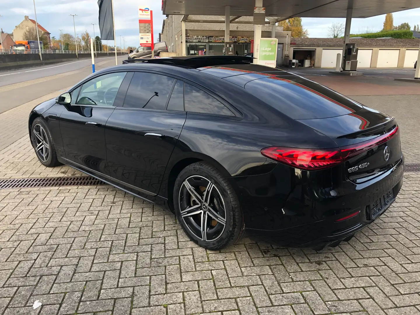 Mercedes-Benz EQS EQS 450+ AMG Line, Burmester,Pano dak, trekhaak Zwart - 2