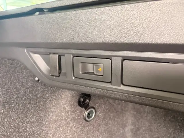 Skoda Octavia view 9