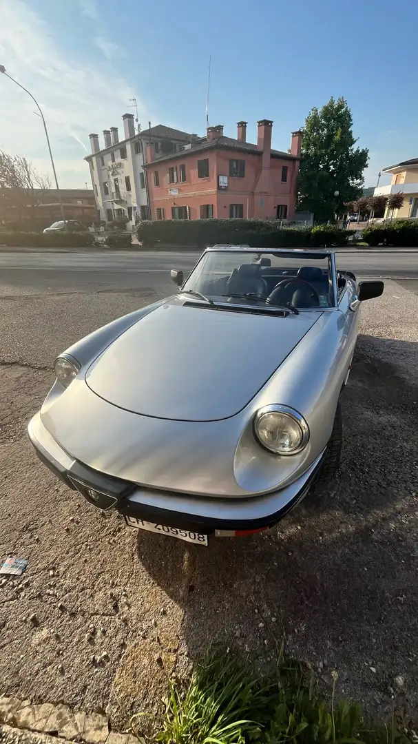 Alfa Romeo Spider 2.0 Veloce 131cv - 1