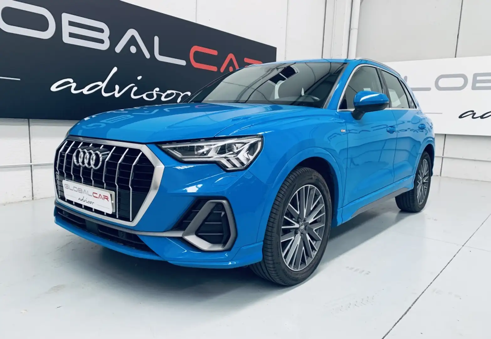 Audi Q3 40 TDI S line quattro S tronic 140kW Blauw - 1