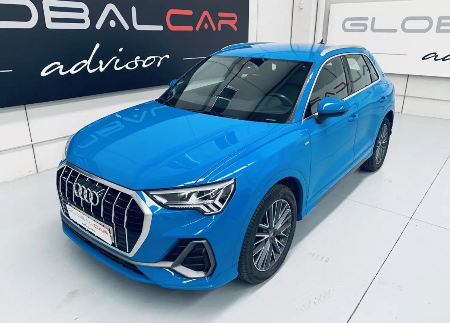 Audi Q3 40 TDI S line quattro S tronic 140kW Blauw - 2
