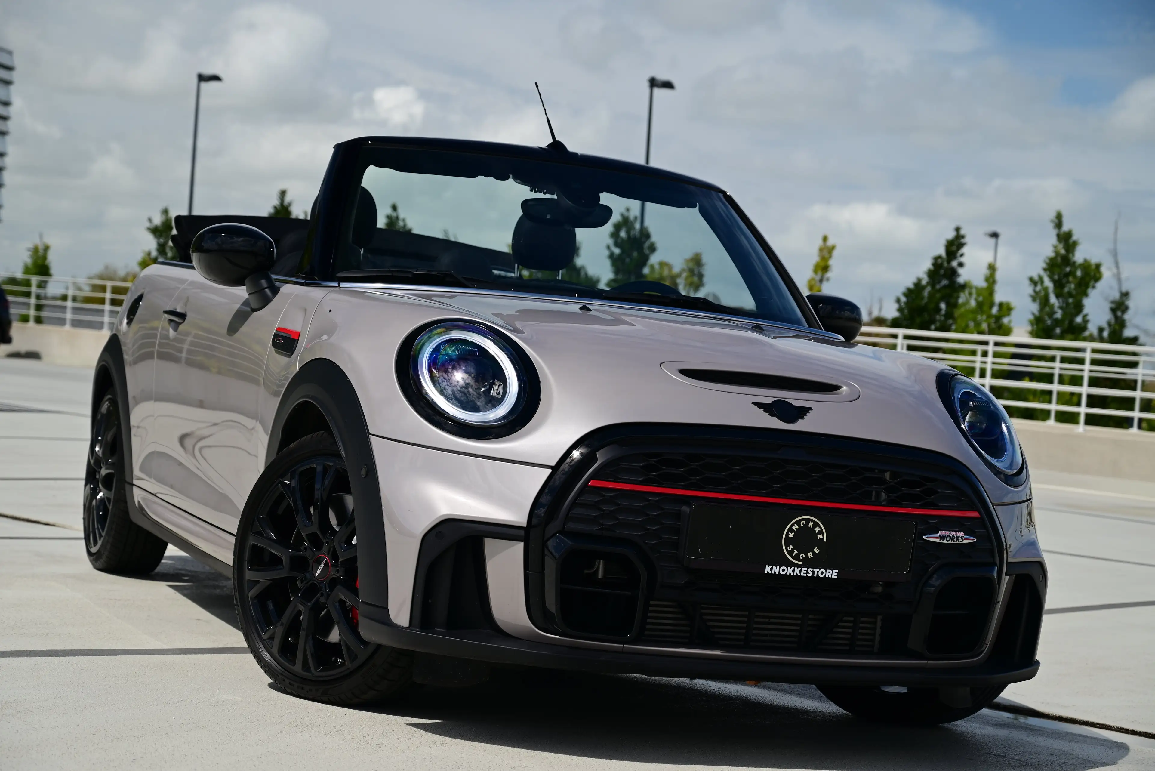 MINI John Cooper Works Cabrio AUT / LOUNGE LEATHER / CAMERA / HK AUDIO / FULL — photo 3
