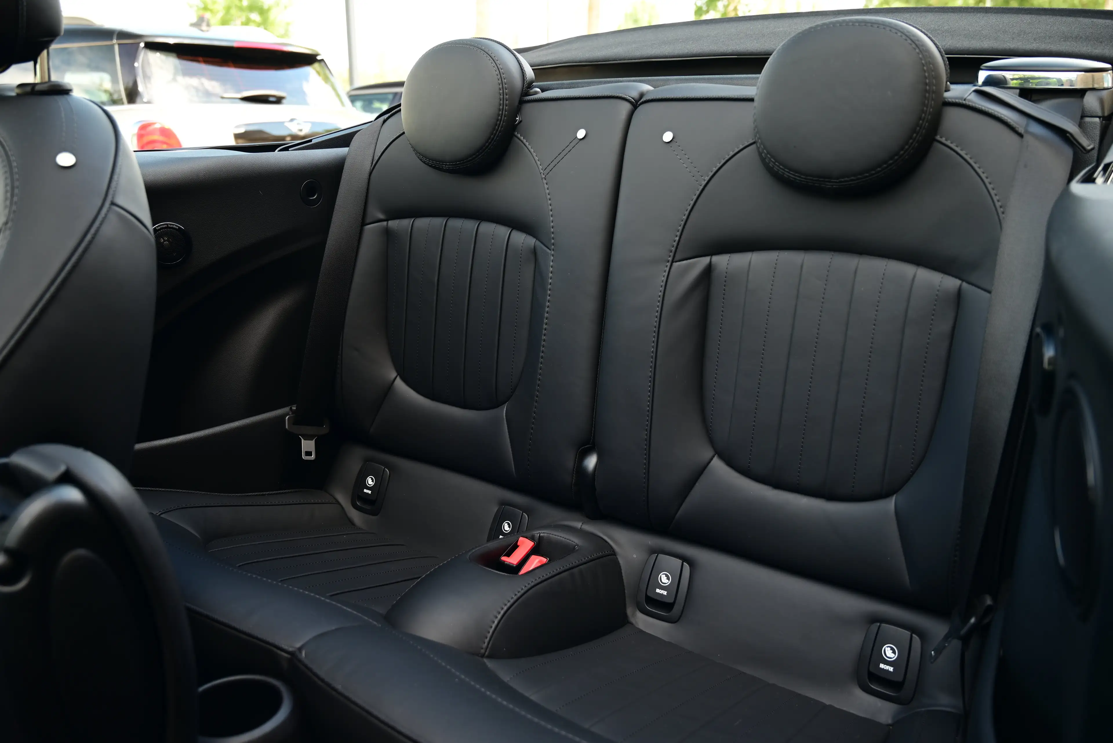 MINI John Cooper Works Cabrio AUT / LOUNGE LEATHER / CAMERA / HK AUDIO / FULL — photo 11