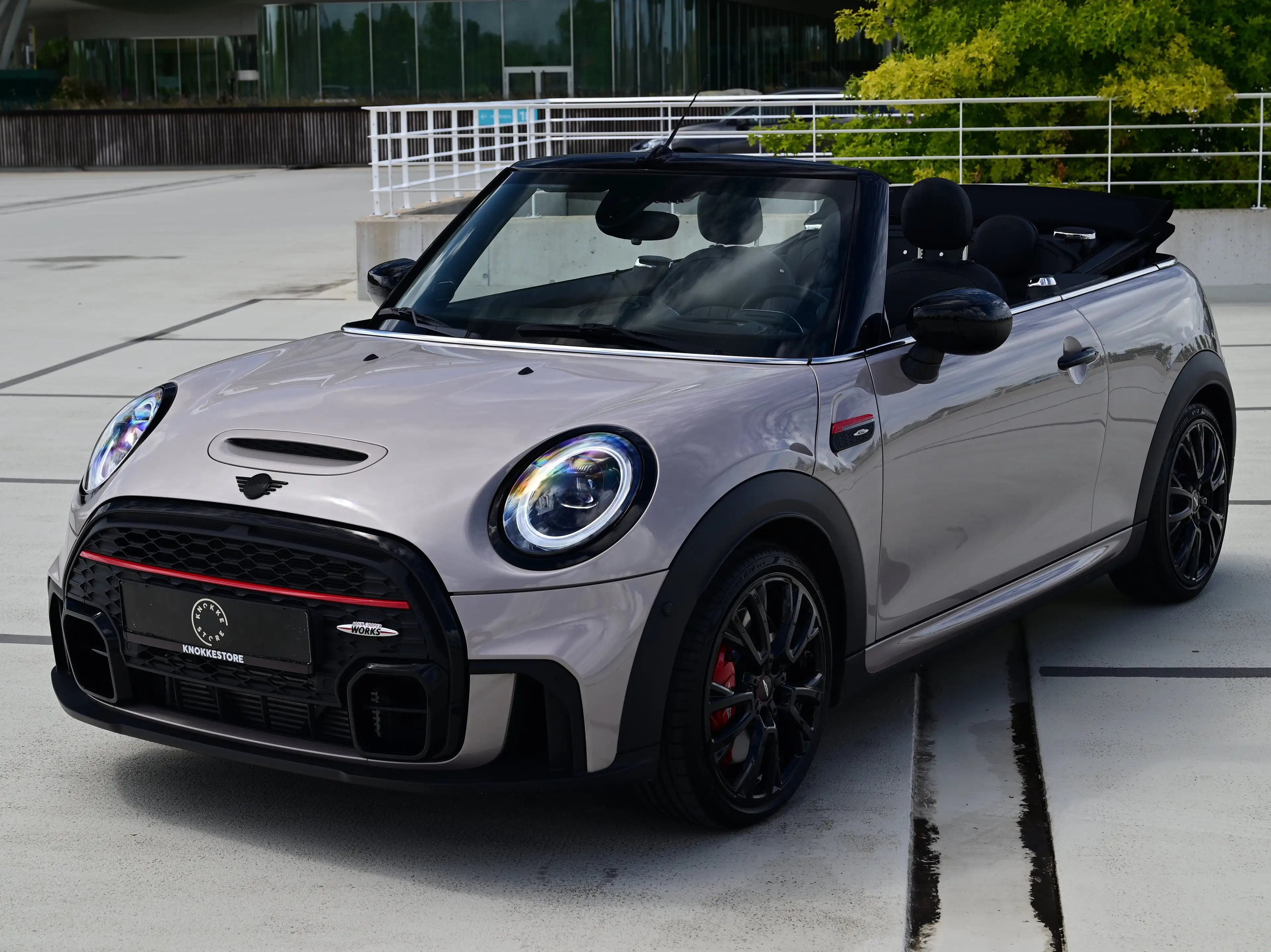 MINI John Cooper Works Cabrio AUT / LOUNGE LEATHER / CAMERA / HK AUDIO / FULL — photo 4