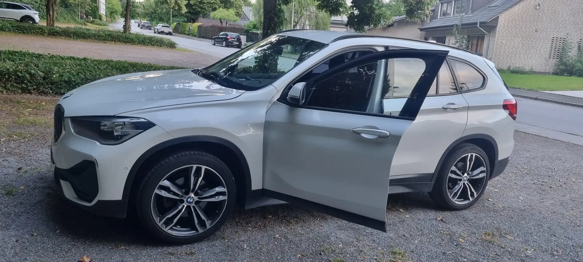 BMW X1 X1 Diesel sDrive18d Aut. Weiß - 2