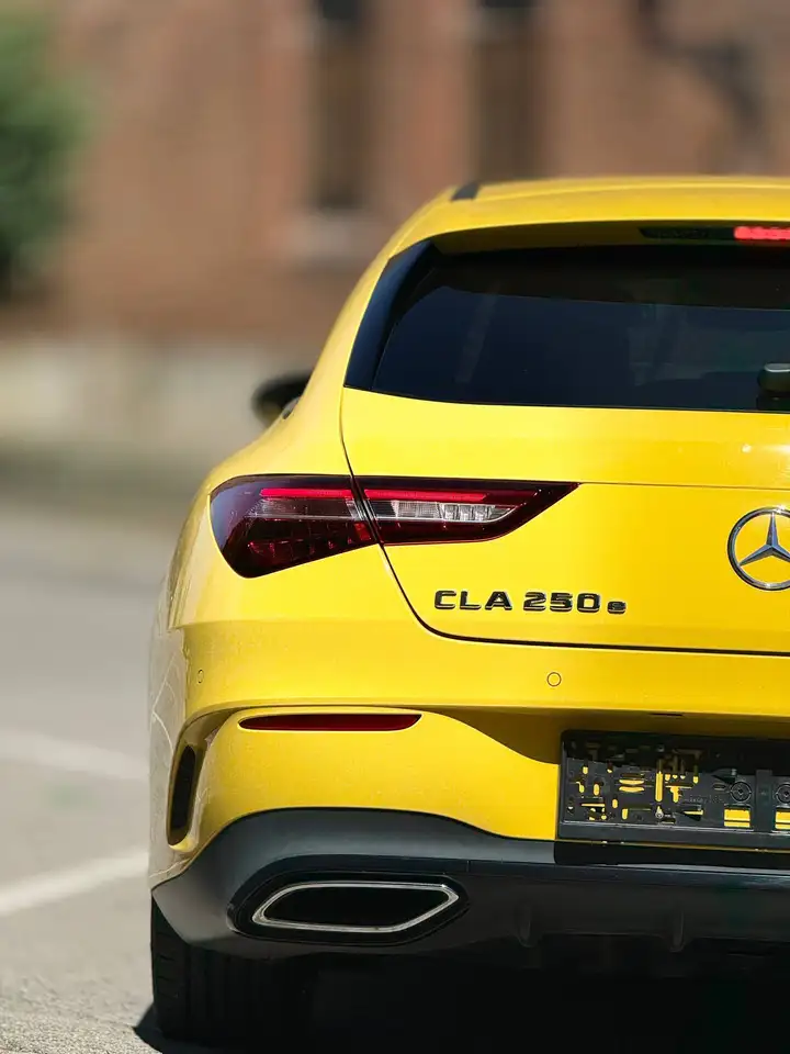 Mercedes-Benz CLA 250e AMG Int. PHEV Shooting Brake Aut., миниатюра 7