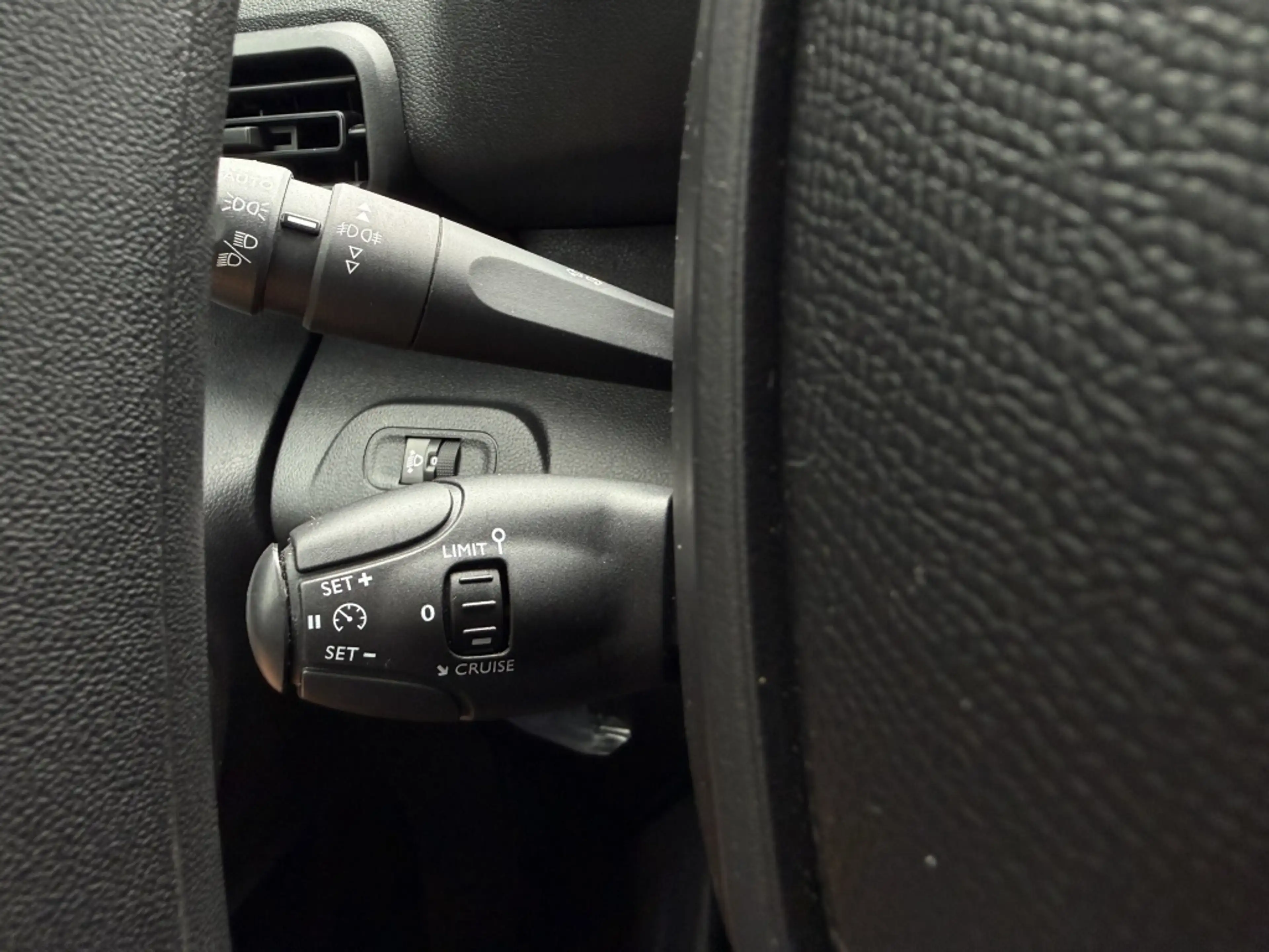 Peugeot Partner 1.6 BlueHDI Grip - Zeer verzorgde bus - — photo 9
