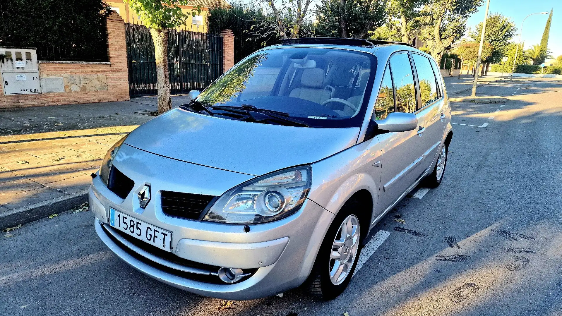 Renault Grand Scenic Scénic 1.9DCI Dynamique - 2