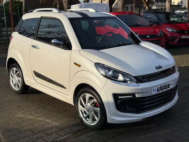 Ligier JS 50 L DCI Klima 45 KM/H Mopedauto