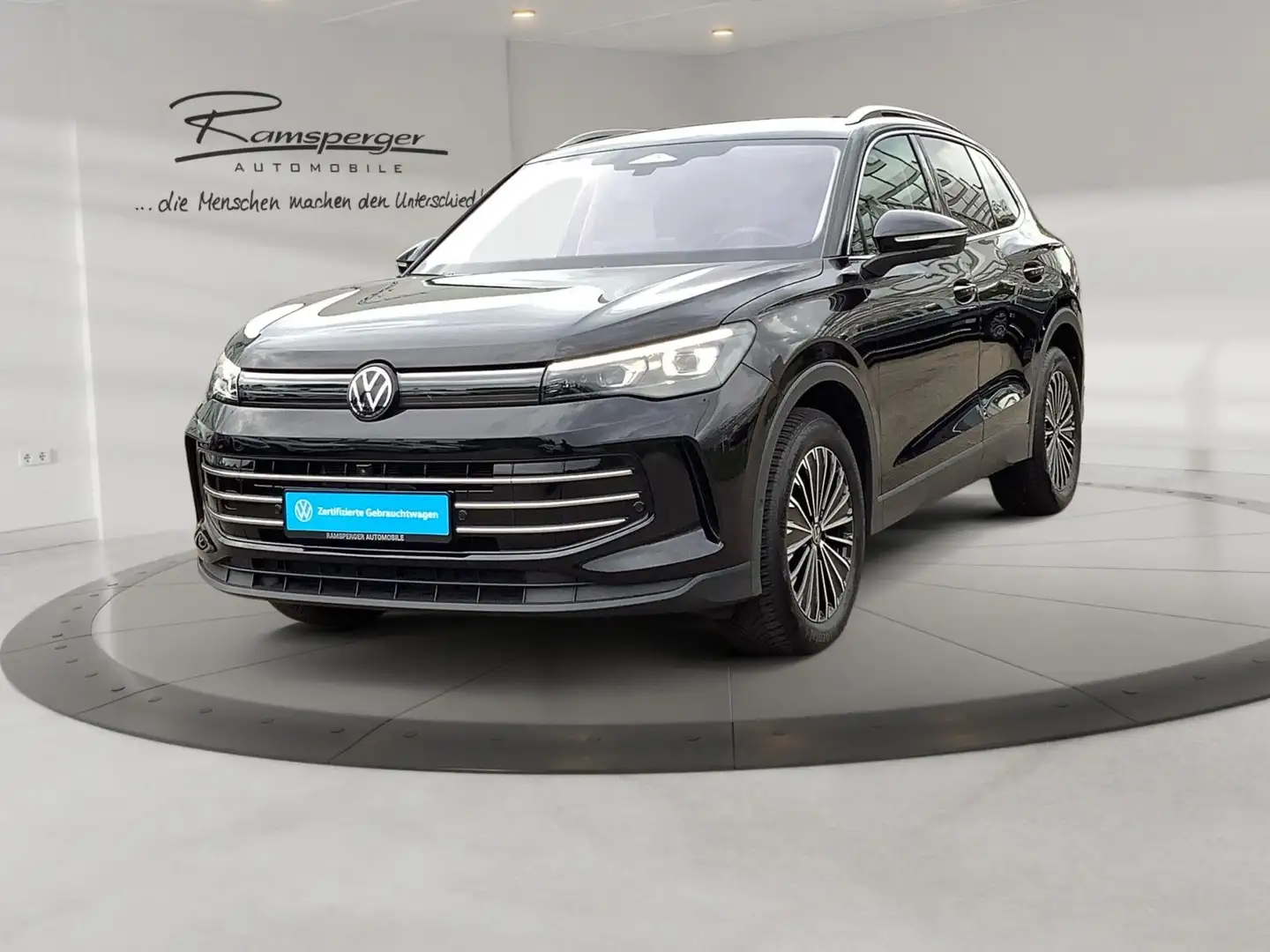Volkswagen Tiguan 2.0 TDI DSG Elegance AHK Matrix Standh.AC Schwarz - 2