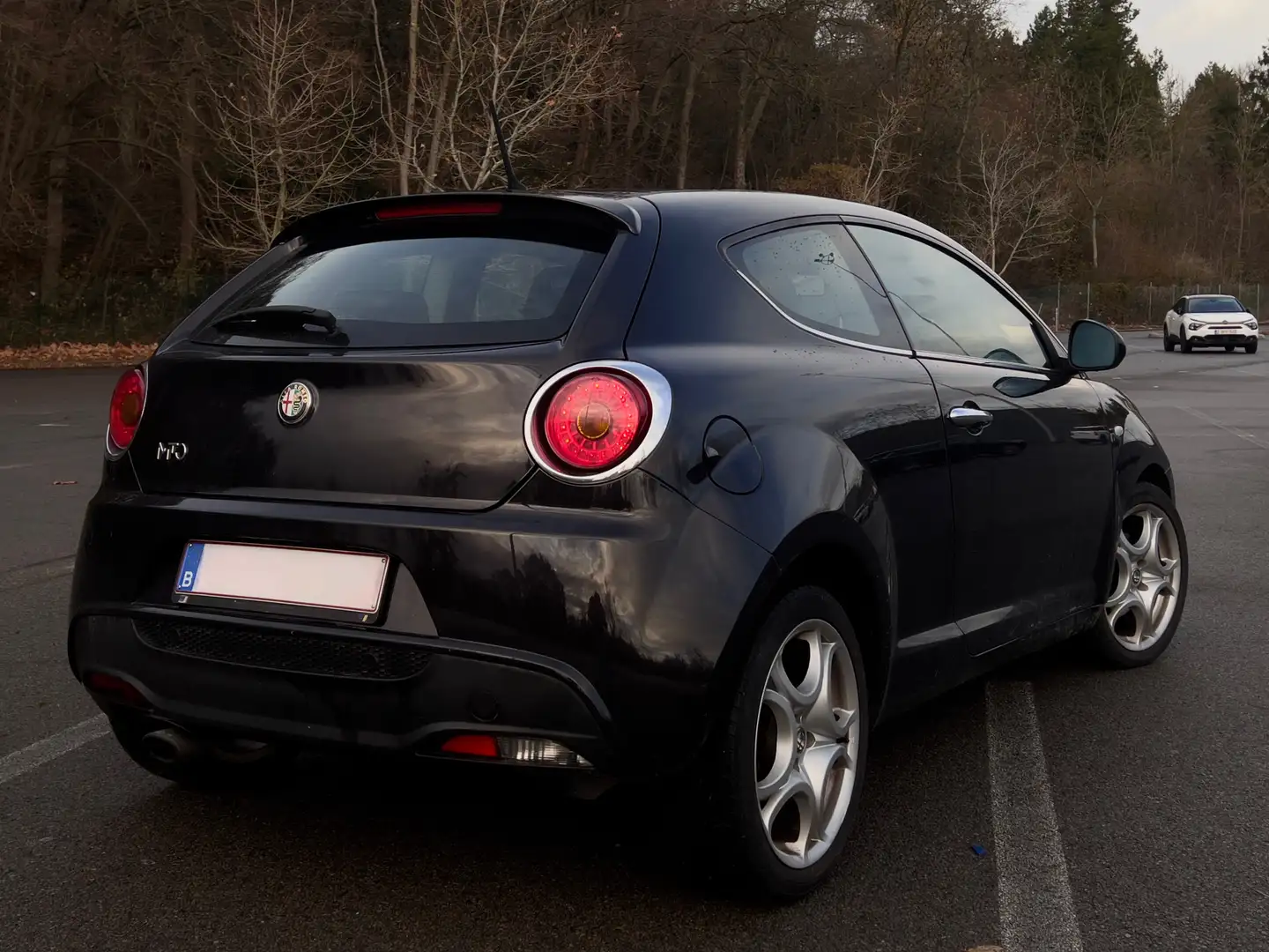 Alfa Romeo MiTo Alfa Romeo MiTo 1.3 JTDm - Exclusive – 2011 Zwart - 2