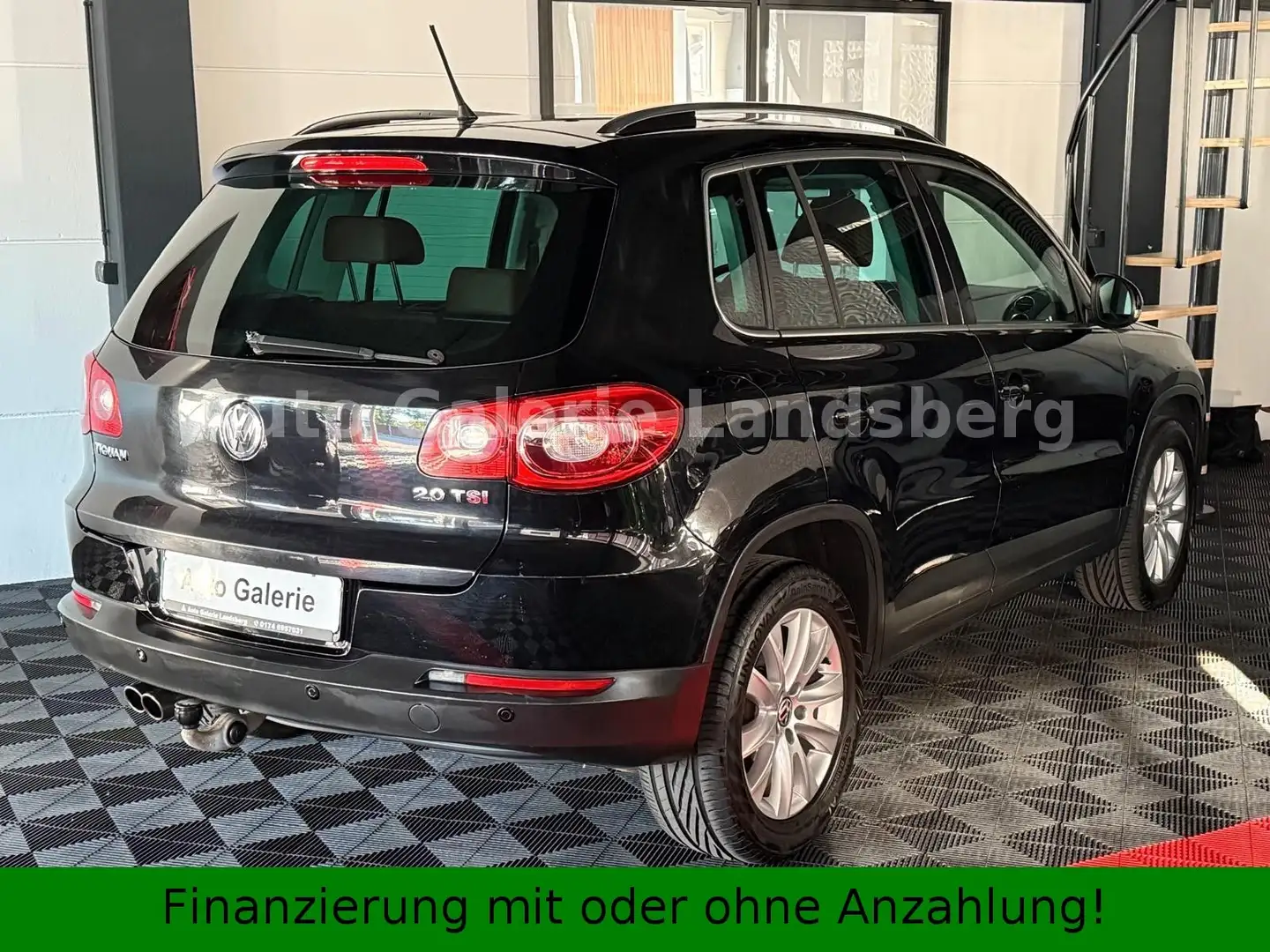 Volkswagen Tiguan 2.0TSI 4Motion*Sport & Style*Navi*AHK Schwarz - 2