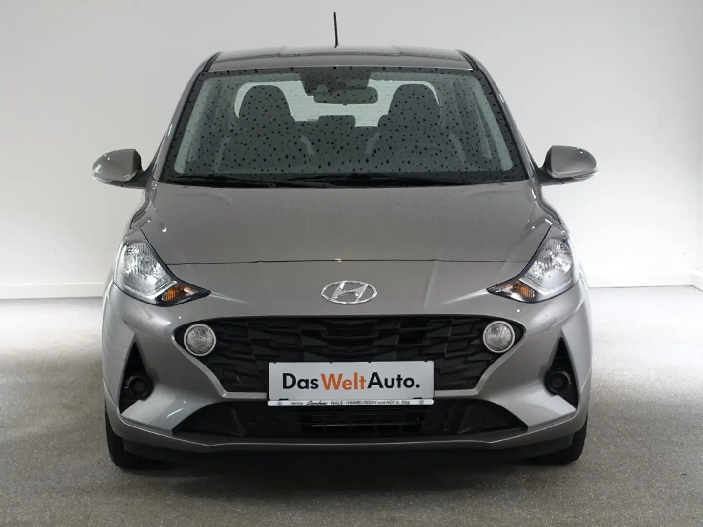 Hyundai i10 Hyundai i10 1,0 Edition 30, 2023 Grau - 2