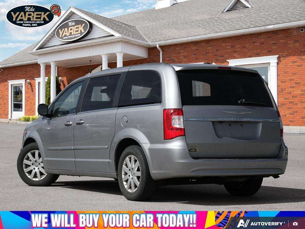 2014 Chrysler Town & Country