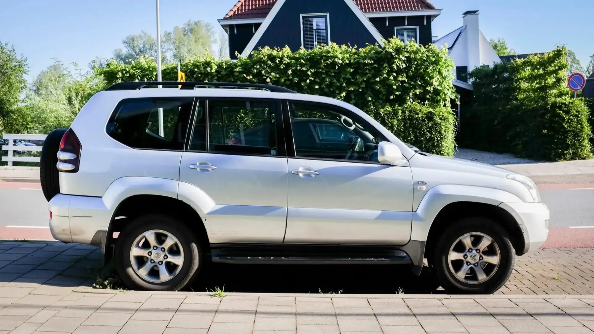 Toyota Land Cruiser Land Cruiser 3.0 D-4D Executive Grijs - 1