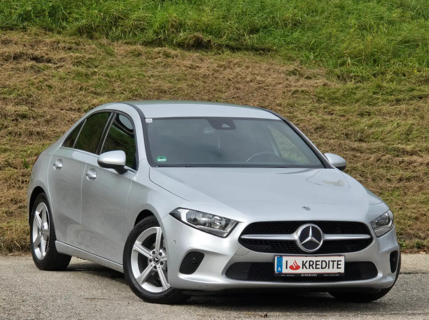 Mercedes-Benz A 180 d Top* Kredit* Automatik* Navi* Tempomat* RFK* Grau - 2