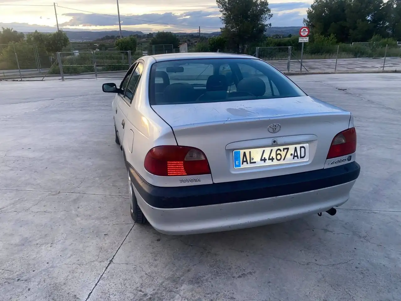 Toyota Avensis 1.6 Terra Terra, foto 6