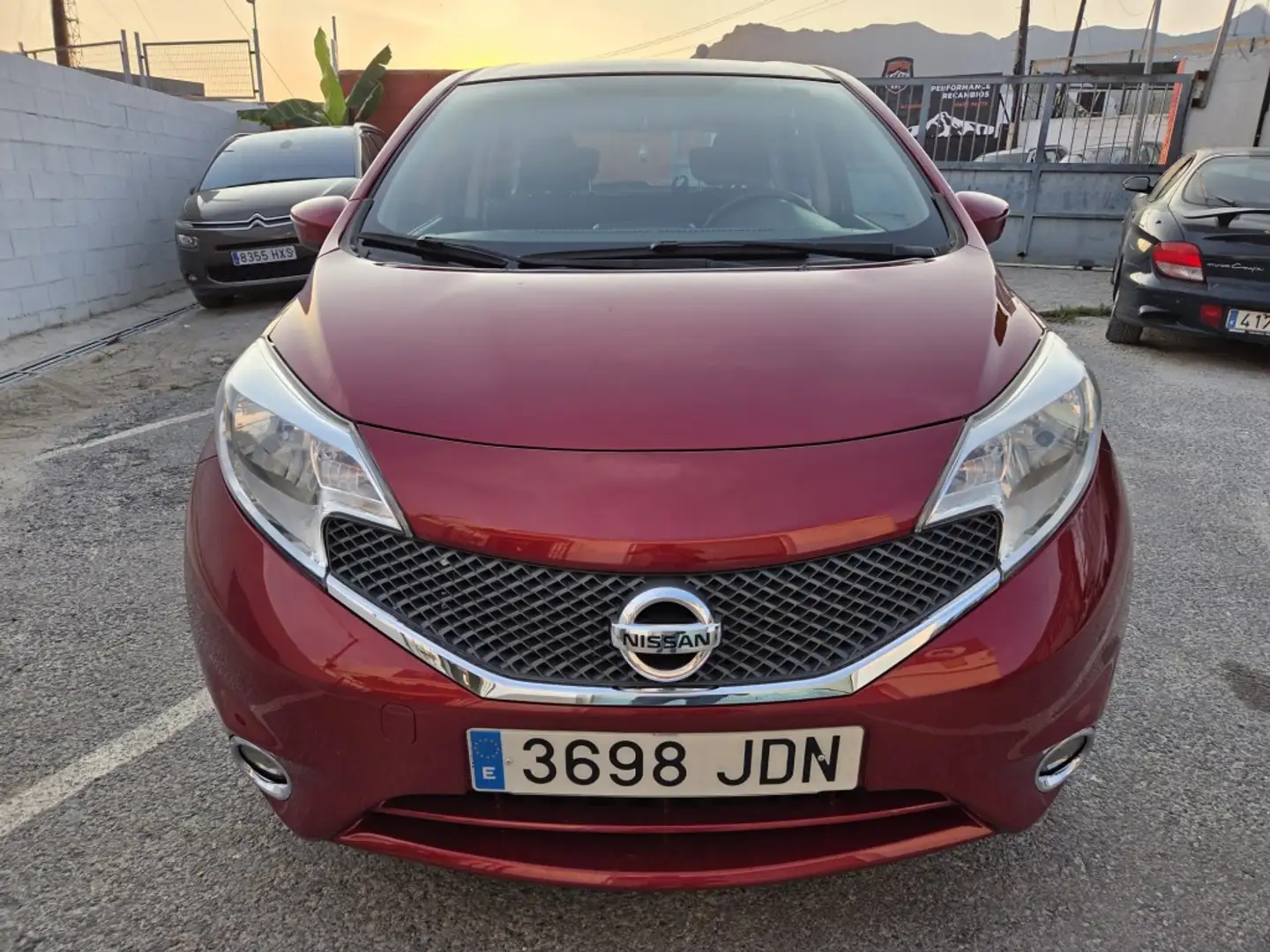 Nissan Note 1.2 Acenta Burdeos - 2