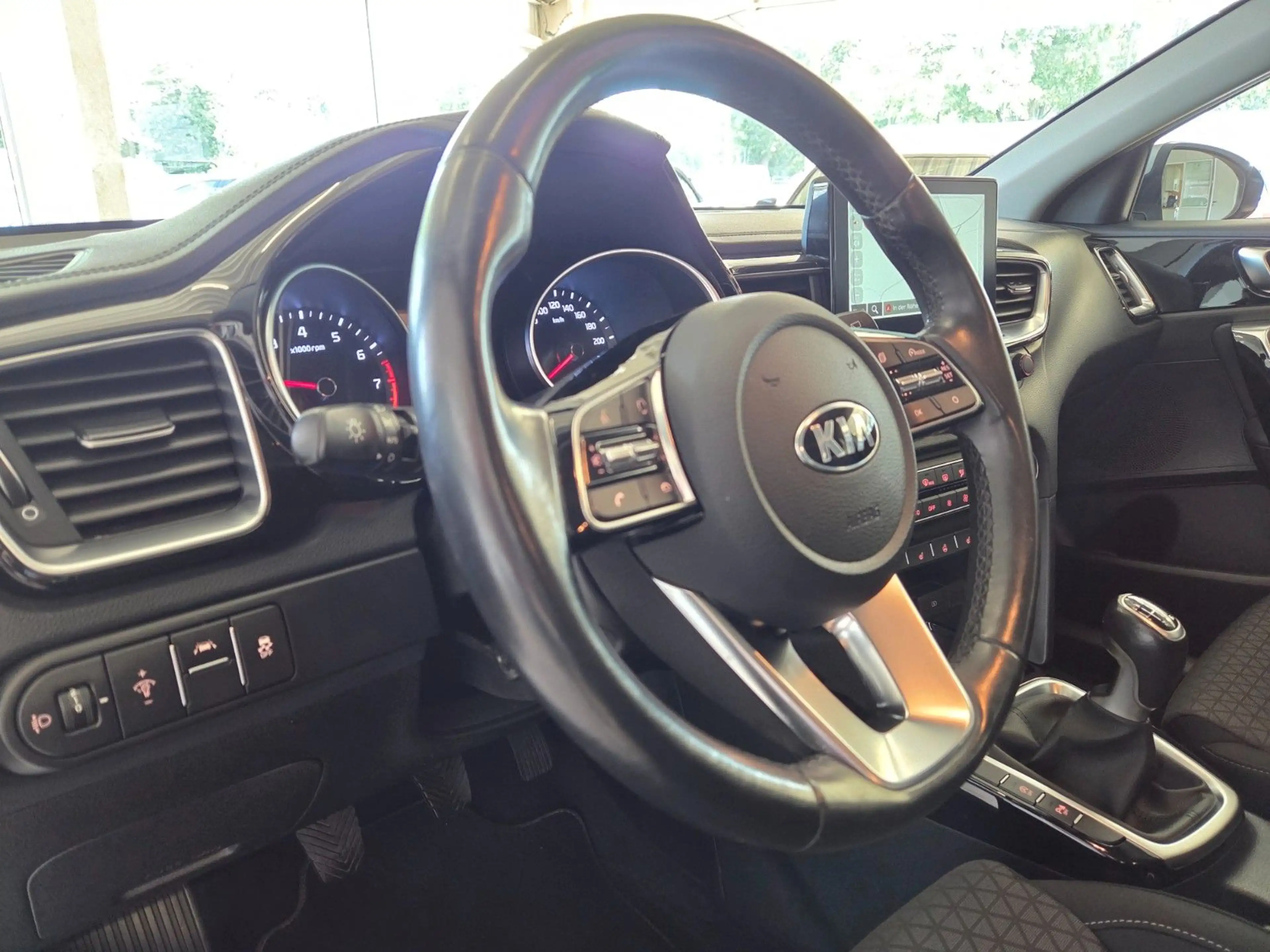 Kia Ceed / cee'd Vision — photo 10