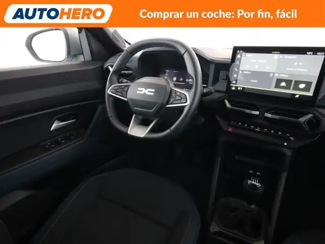Dacia Duster view 14