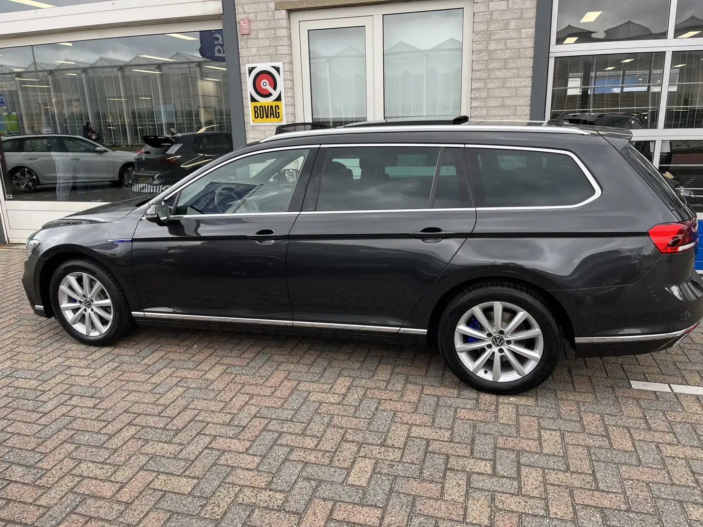Volkswagen Passat Variant 1.4 TSI PHEV GTE Business / AUTOMAAT/ PANO/ ADAPT. Grijs - 2