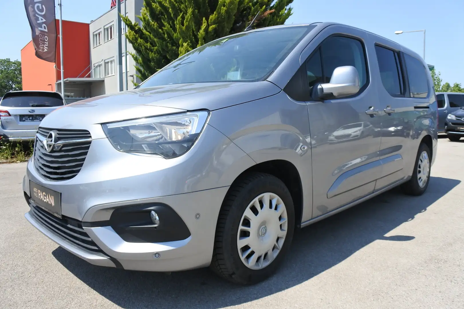 Opel Combo Combo Life 1,5 CDTI BlueInj. XL EAT Automatik/VOLL - 1