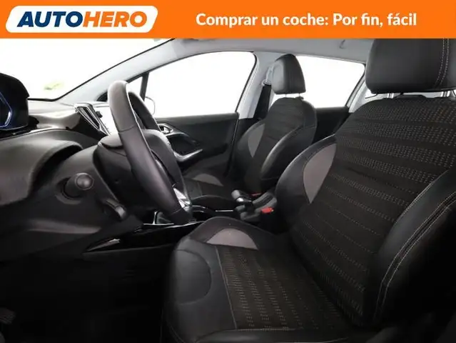 Peugeot 2008 view 11