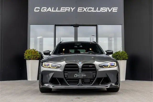 BMW M3 view 2
