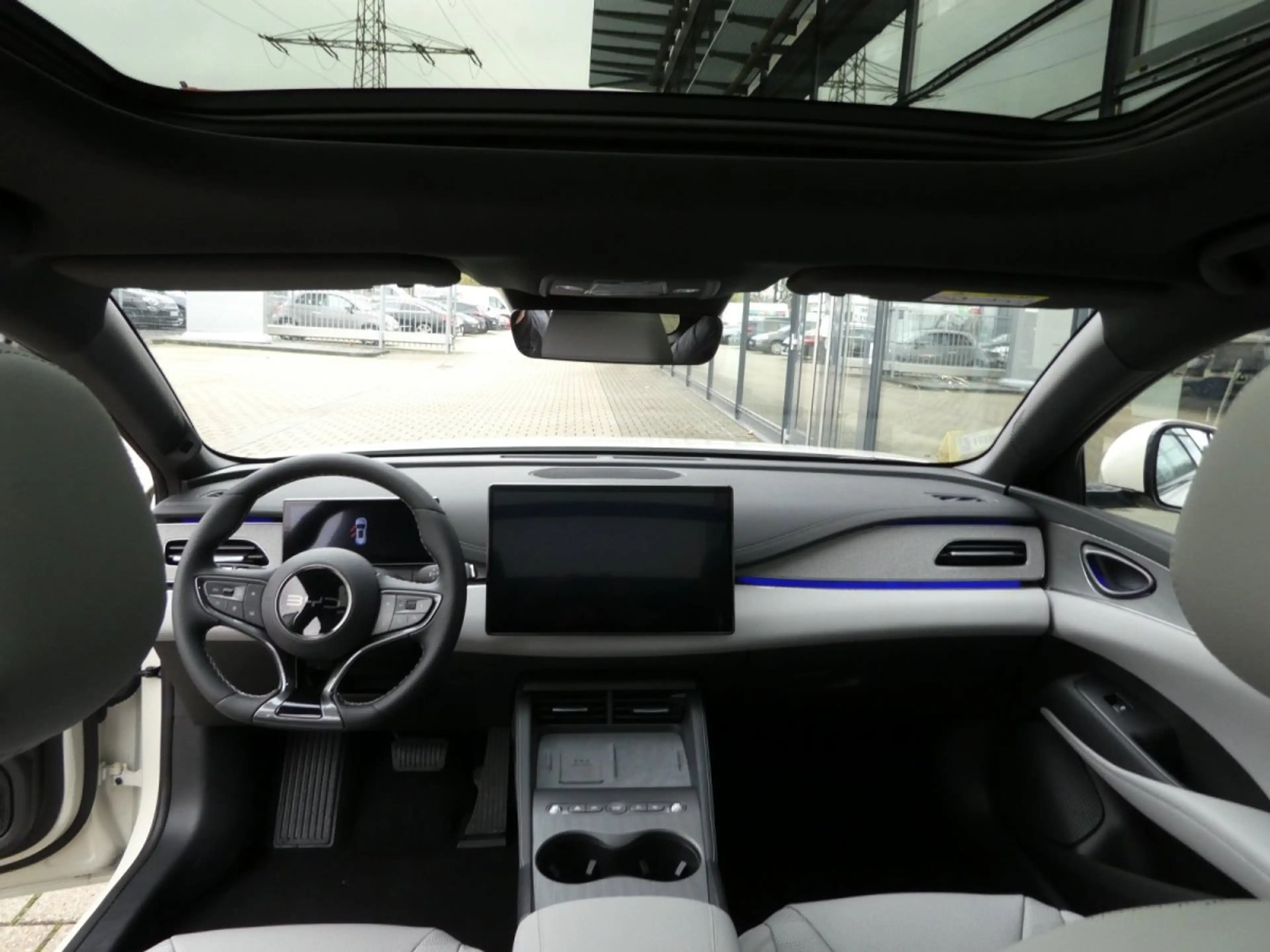 BYD Seal 6 DM-I Touring Comfort *Privacy*Pano*Leder*360Grad* — photo 13