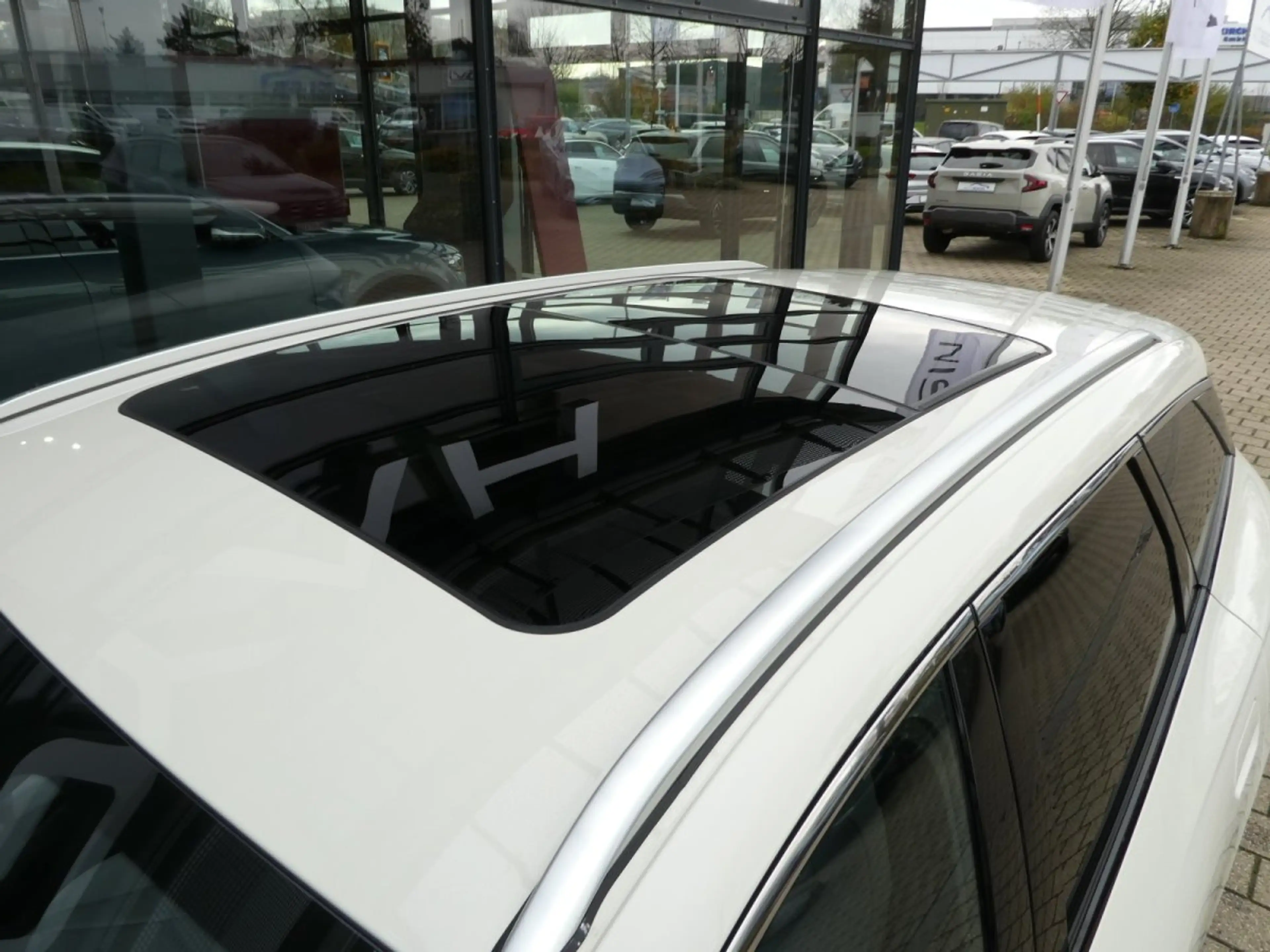 BYD Seal 6 DM-I Touring Comfort *Privacy*Pano*Leder*360Grad* — photo 6