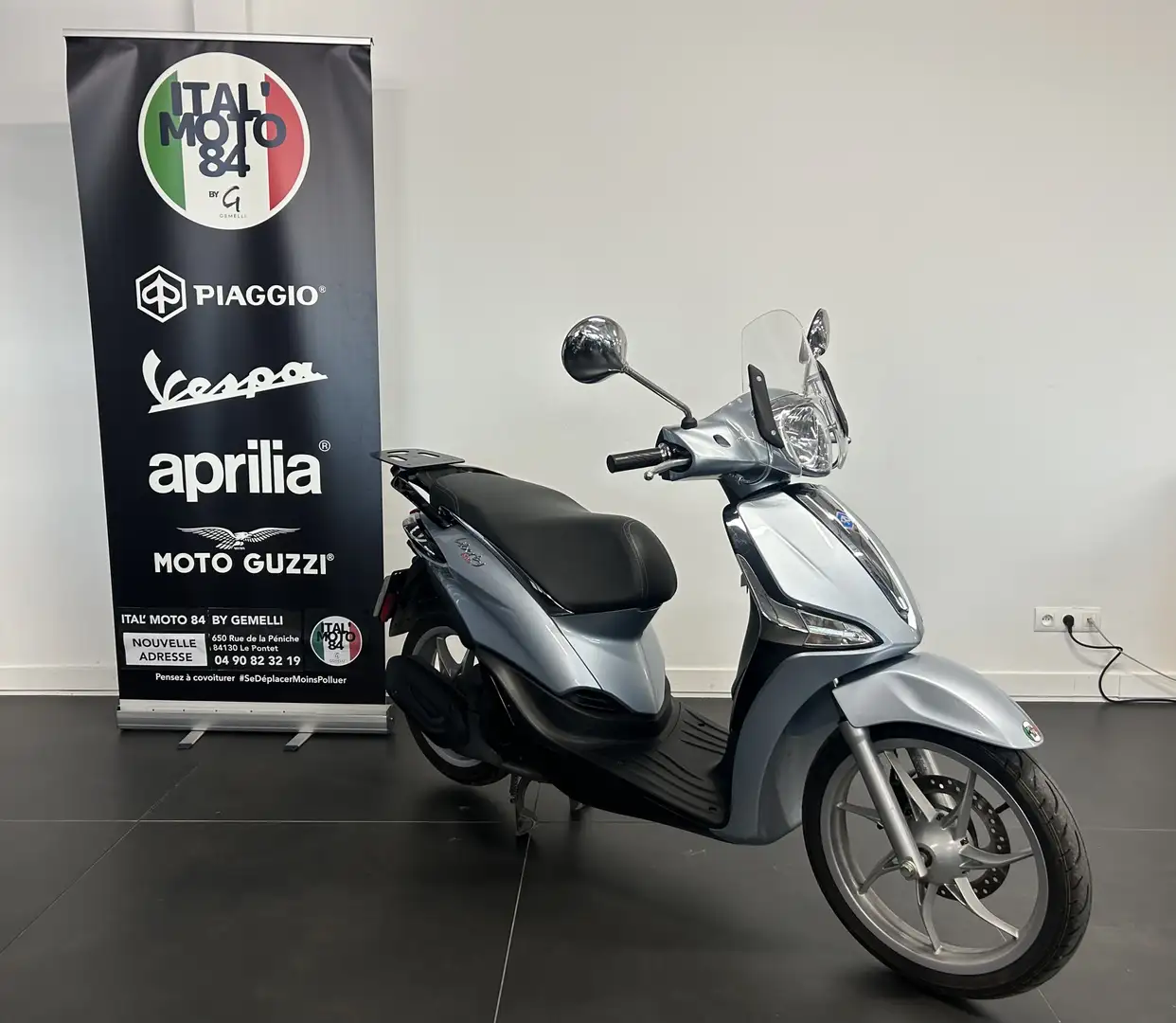 Piaggio Liberty 125 Grijs - 2