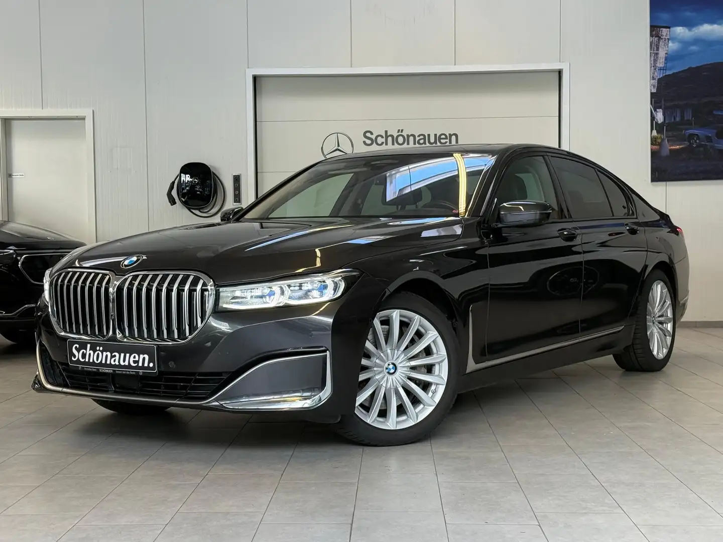 BMW 740 d xDrive ExecutiveDrivePro+STDHZ+HUD+MASSAGE Gris - 1