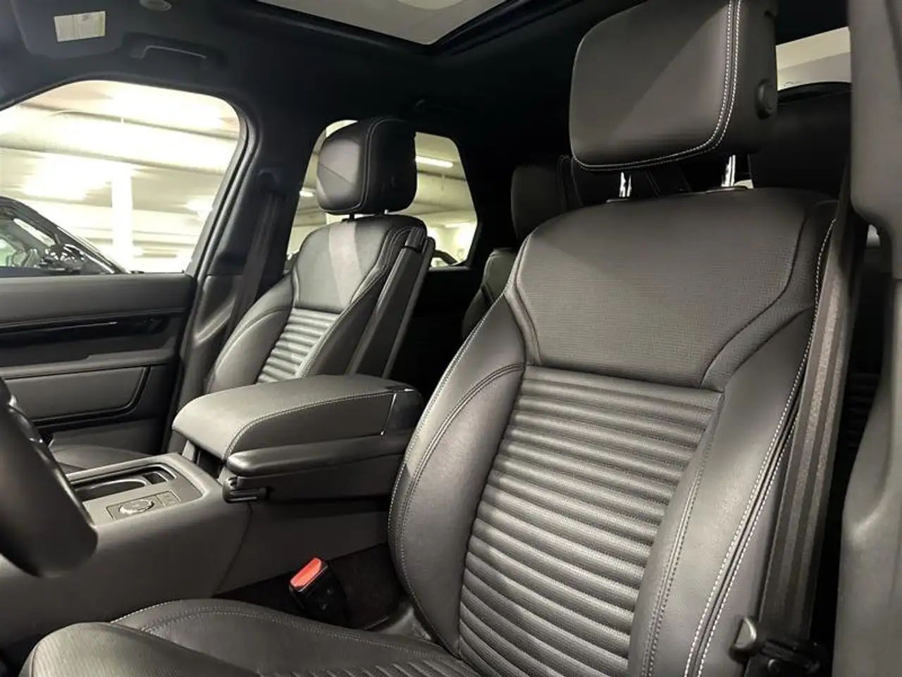 Land Rover Discovery снимка Land Rover Discovery