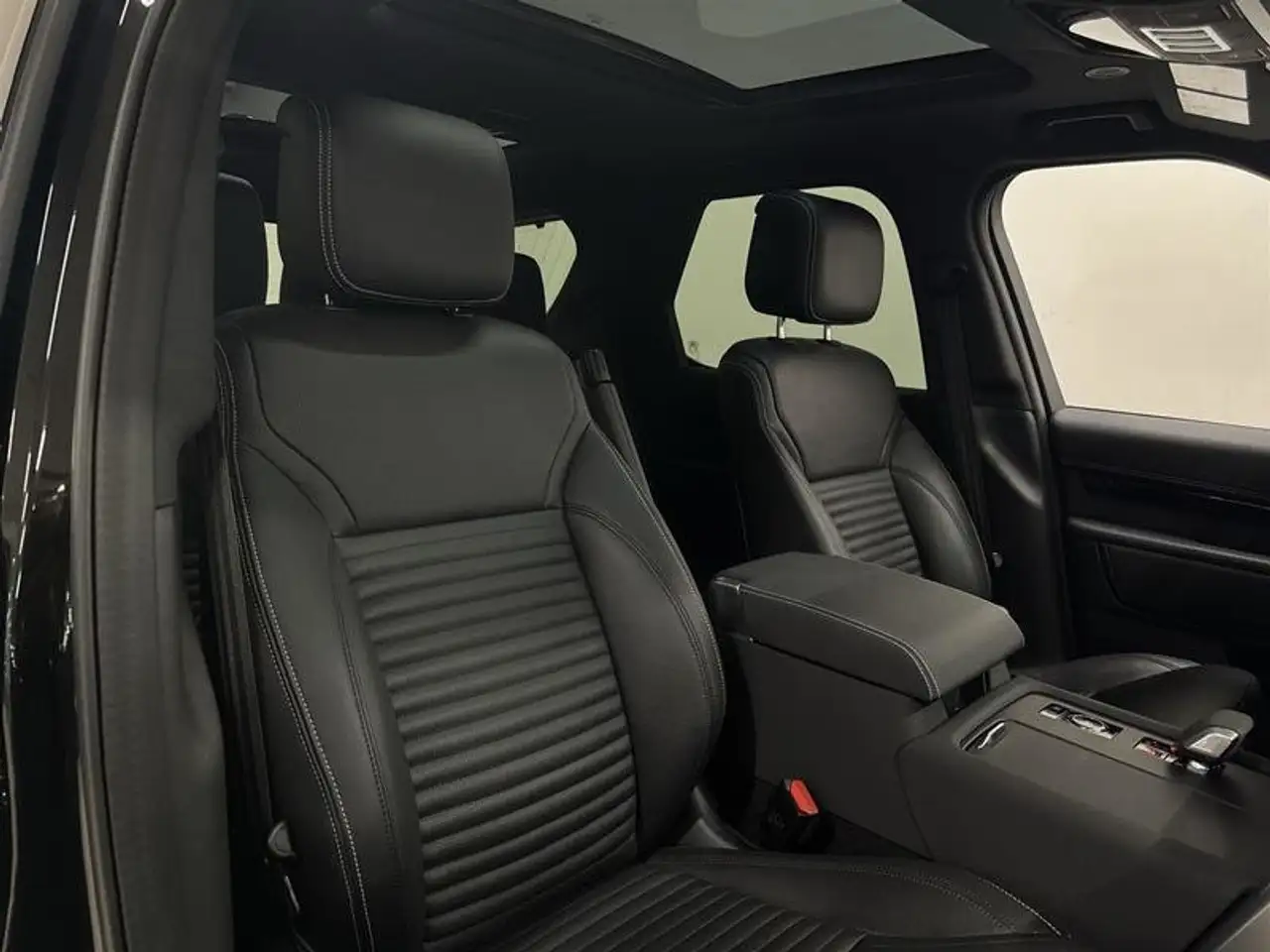 Land Rover Discovery снимка Land Rover Discovery