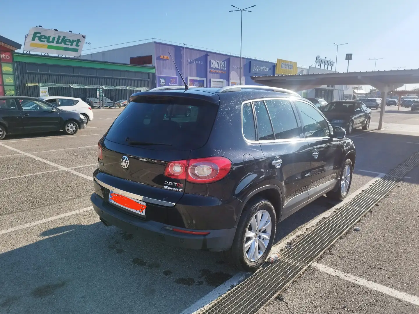 Volkswagen Tiguan 2.0TDI Sport - 2