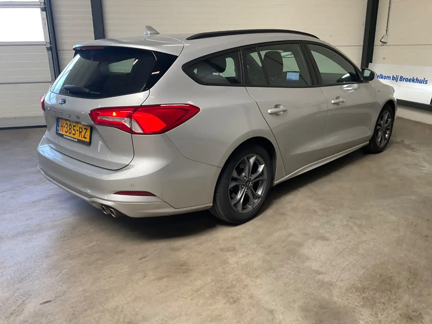 Ford Focus Wagon 1.0 EcoBoost ST Line Business | Airco (autom Gris - 2