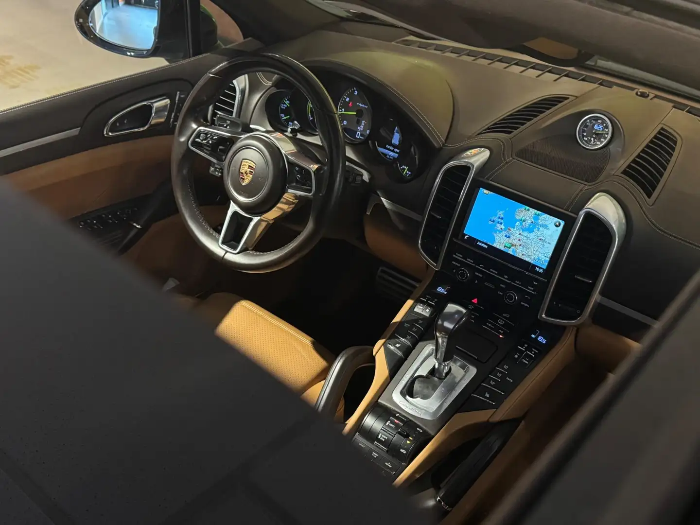 Porsche Cayenne 3.0 S E-Hybrid 416 PK |BOSÉ|PANO|CHRONO|LUCHTVERIN Blauw - 2