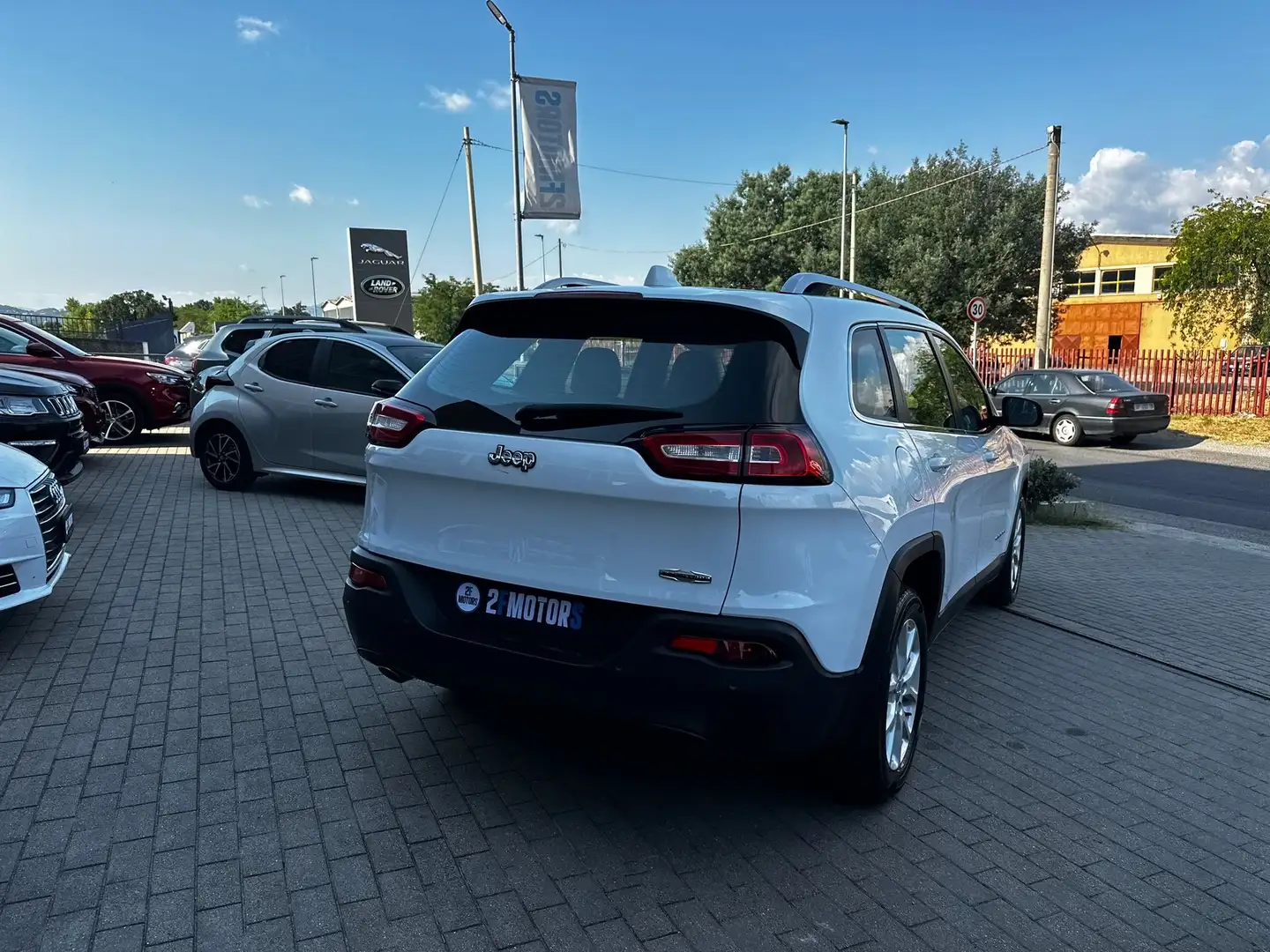 Jeep Cherokee 2.0 mjt II Longitude fwd 140cv E6 Blanc - 2